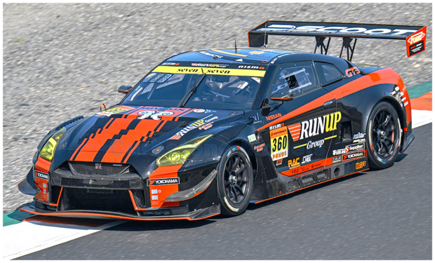 Modelauto 1:43 | Spark 43SGT25360 | Nissan GT-R NISMO GT3 | TOMEI Sports 2025 #360 - T.Aoki - R.Arakawa