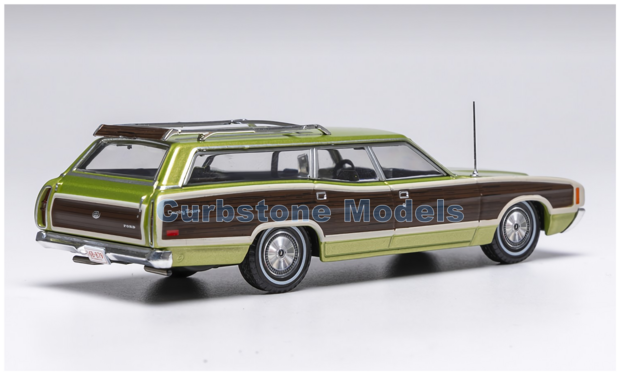 Modelauto 1:43 | IXO-Models CLC608N.22 | Ford LTD Country Squire Bright Green 1972