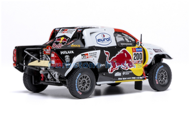 Modelauto 1:43 | IXO-Models RAM986.22 | Toyota Gazoo Racing GR DKR Hilux 2023 #200 - M.Baumel - N.Al Attiyah