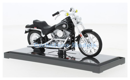 Motorfiets 1:18 | Maisto 20-21914BLACK | Harley Davidson FXST Softtail Black 1984