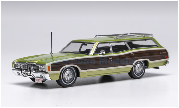 Product 1:43 | IXO-Models CLC608N.22 | Ford LTD Country Squire Bright Green 1972