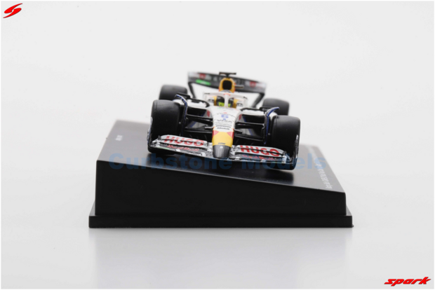 Product 1:64 | Spark Y422 | Visa Cash App Racing Bulls VCARB 02 2025 #6 - I.Hadjar