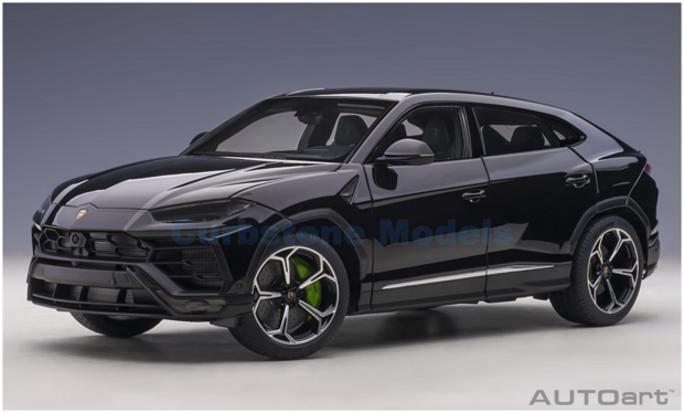 Product 1:18 | Autoart 79165 | Lamborghini Urus Nero Noctis 2018