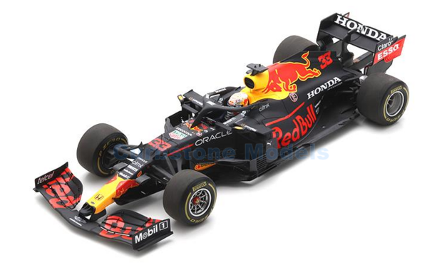 Product 1:18 | Spark 18S582 | Red Bull Racing RB16B 2021 #33 - M.Verstappen