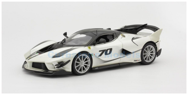 Product 1:18 | Bburago 18-16012G | Ferrari FXX-K Evoluzione Wit / Grijs 2018 #70