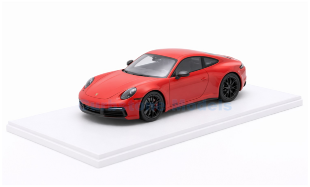 Product 1:18 | Spark 18S1092 | Porsche 911 Carrera GTS Coupe (992.2) Guardred 2025