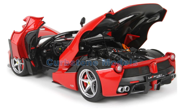 Product 1:18 | BBR Models BBR182231 | Ferrari LaFerrari Aperta Rosso Corsa 322 2016