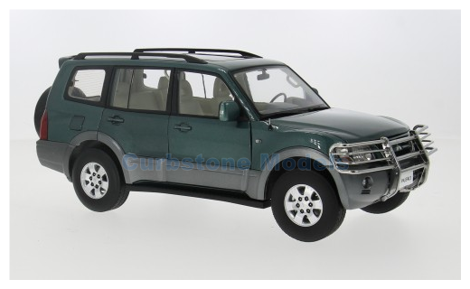Product 1:18 | Sunstar 5831 | Mitsubishi Pajero V73 SUV Metallic Green 1999