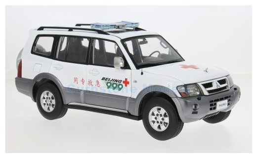 Product 1:18 | Sunstar 5836 | Mitsubishi Pajaro V73 | Beijing Red Cross Rescue Service Center