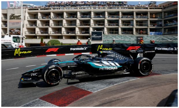 Product 1:43 | Spark S9340 | Mercedes AMG W17 | Oracle Red Bull Racing F1 Team 2026 #12 - A.Antonelli
