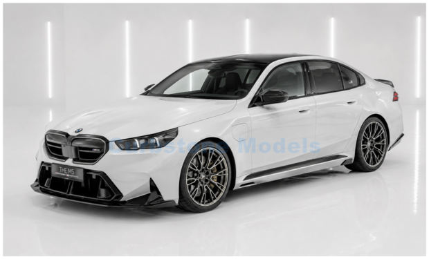 Product 1:18 | Minichamps 110023850 | BMW M5 Performance Parts White 2024