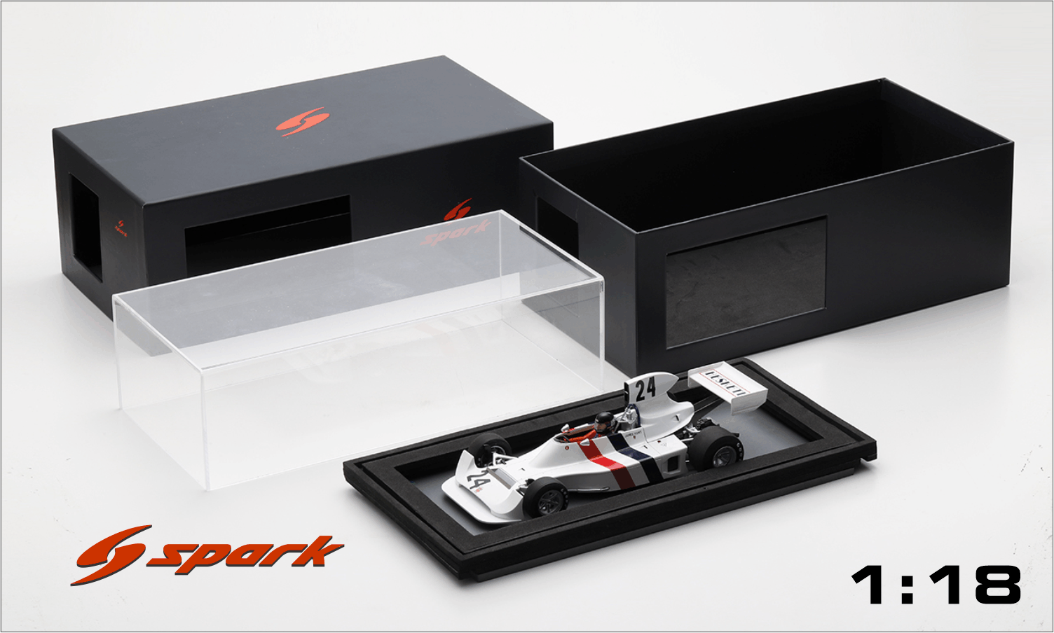 Spark 1:18 Formula One Packaging